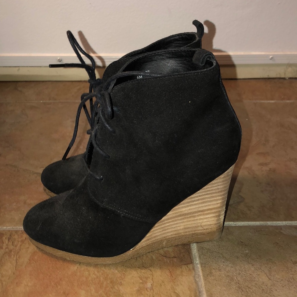 Black suede wedge heels!